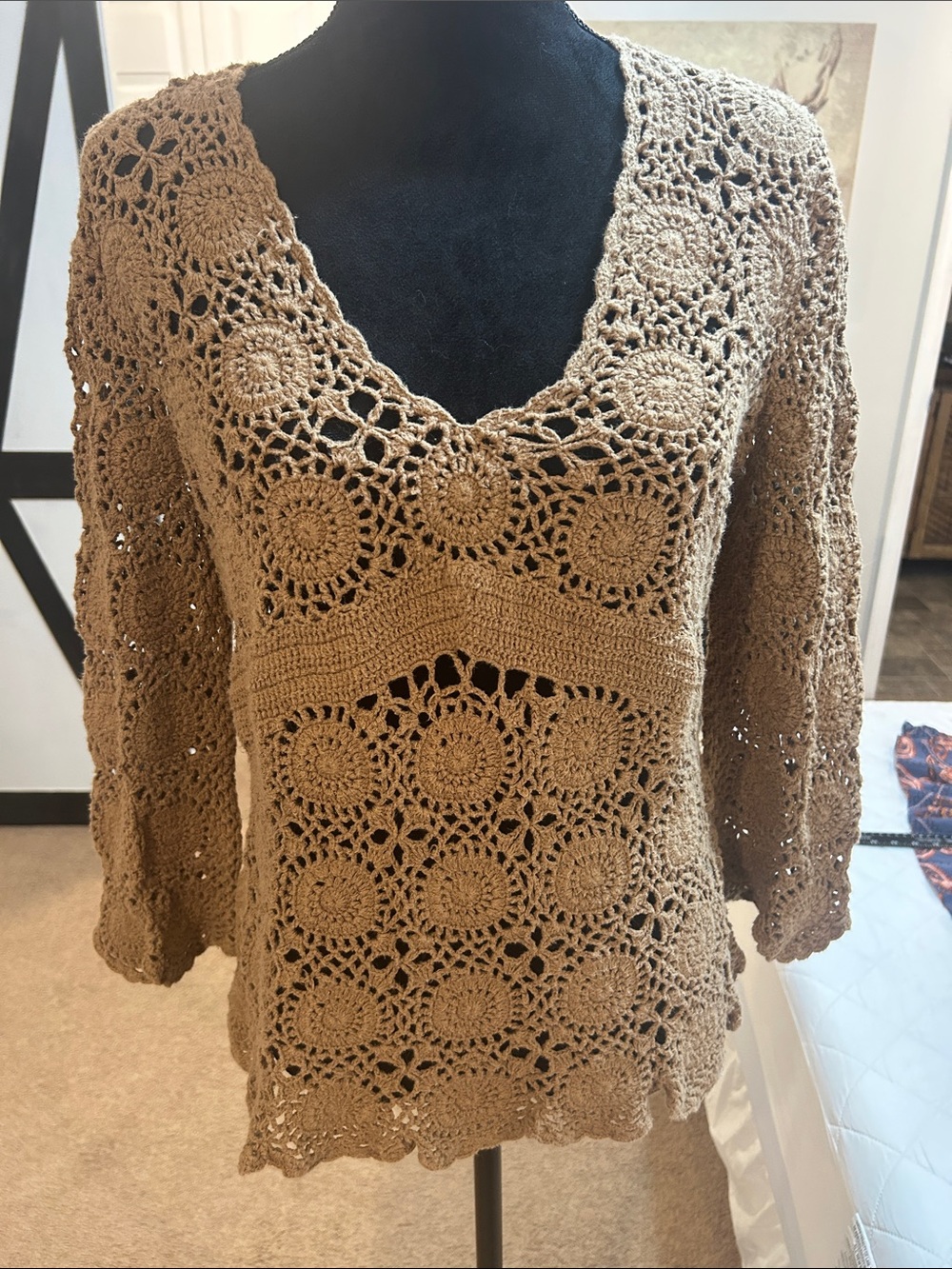 Tribal Crochet V-Neck Long Sleeve Top in Brown